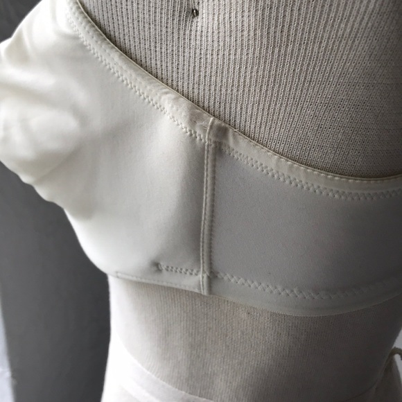 EUC Bodysuede Seamless Underwire - Picture 2 of 5